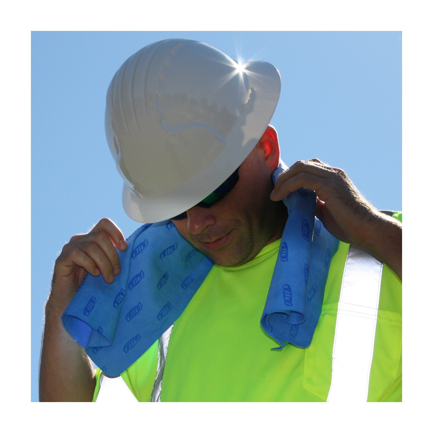 EZ-Cool Evap. Cooling Towel, PVA Fabric,, 13 in. x 31 in., Blue
