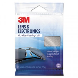 Lens Cleaning Cloth, 7.1" x 6.3", White